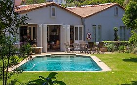 Maison H Guest House